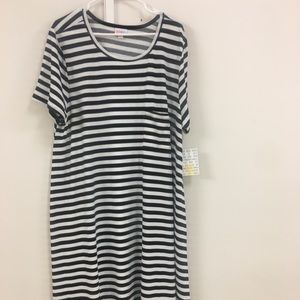 3xl Black & White Striped LuLaRoe Carly